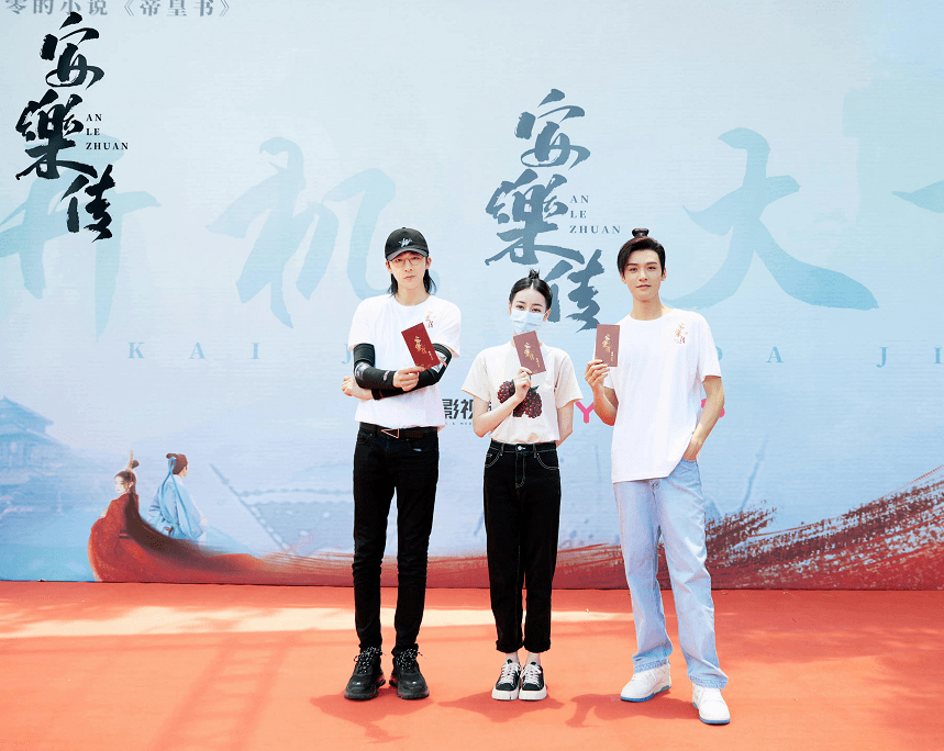 男明星身高对比：刘宇宁、彭冠英、高伟光、林更新，谁更胜一筹？