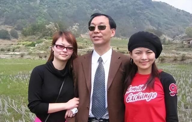 王岳伦：和李湘离婚后，女儿成了他的软肋