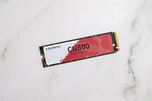 主流售价比肩高端性能！七彩虹战戟CN600纯国产SSD评测