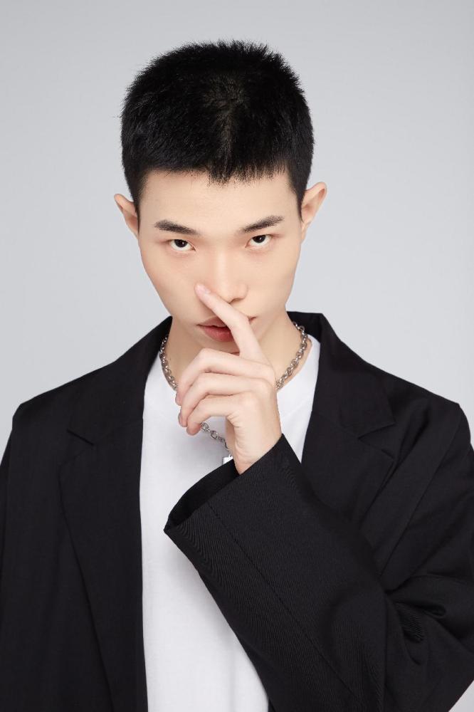 |虎牙首期海上狼人杀娱乐赛正式开启沫子鲨鱼姿态君泽君泽入驻