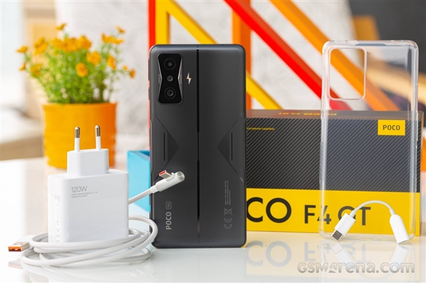 小米发布小米pocof4gt手机售价499欧元