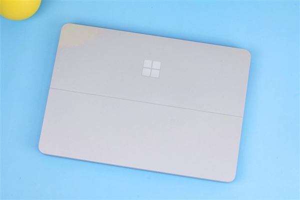 史上最强大Surface！微软Surface Laptop