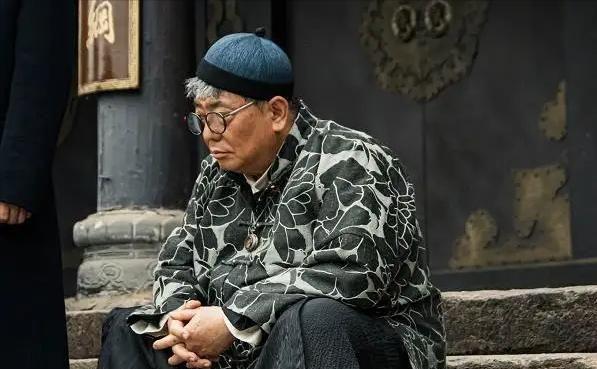 67岁港星南光在内地定居！他年轻的时候，曾经对不起过两个女人