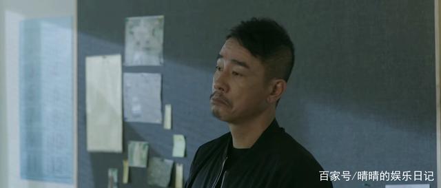 《重装战警》：陈小春饰演的黑帮大哥，被一步步陷入圈套