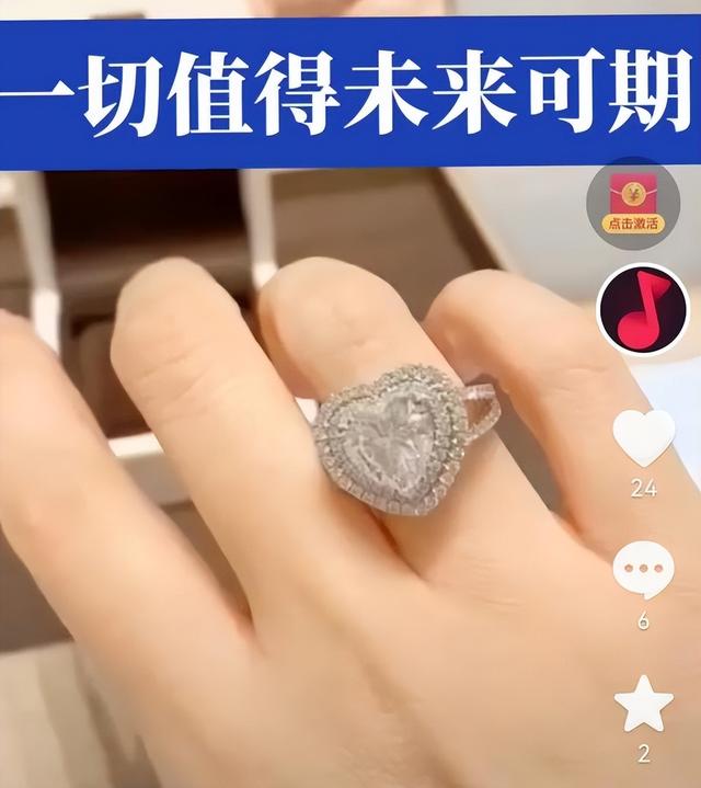 朱小伟婚房曝光，网友：好家伙，起码50万，大衣哥是真有钱！