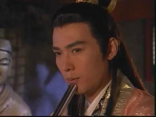 电视剧《八岁龙爷闹东京》里的小皇帝，你还记得吗？