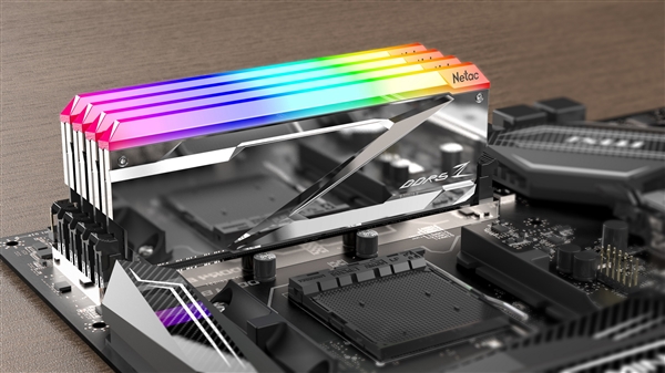 朗科发布Z系列旗舰DDR5内存：6200MHz高频只是开始！