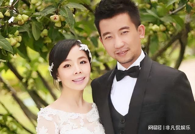 王二妮：22岁成名，不忘初心嫁给农村初恋，婚后被婆家宠成公主