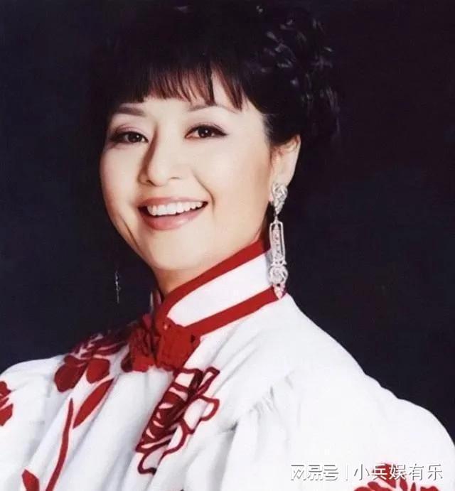 歌唱家殷秀梅结婚两次婚嫁给程志，结婚当天就后悔了