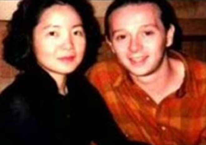 26年前，邓丽君在泰国去世，与她订婚的男友保罗，如今怎样了？