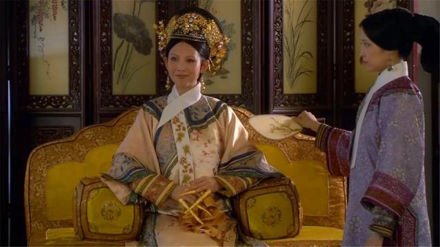 《甄嬛传》皇后为什么那么痛恨华妃，仅仅以为华妃受宠且多次不恭