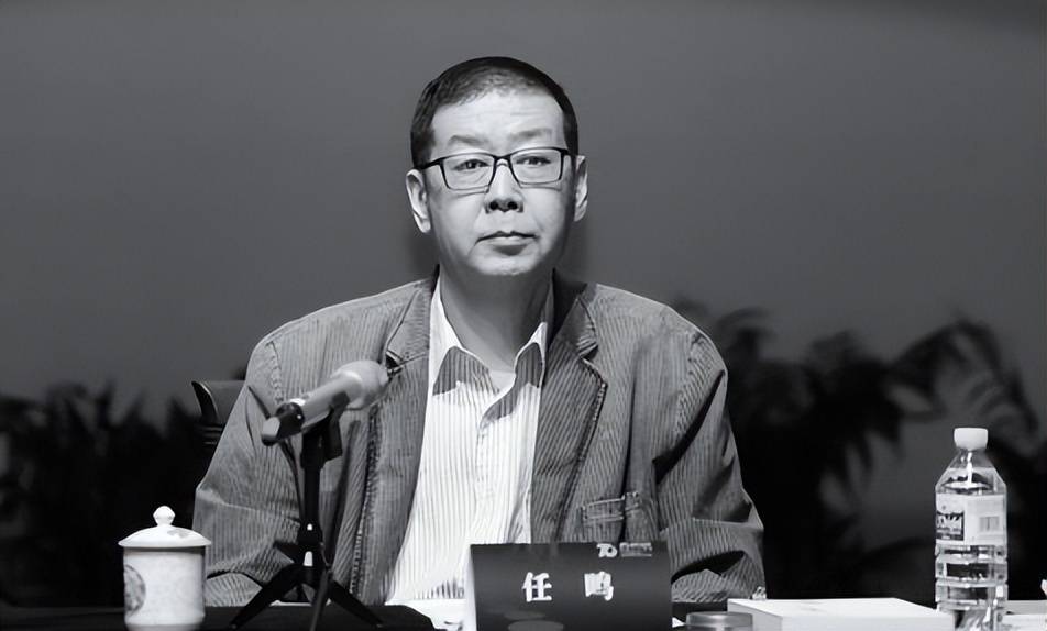 北京人艺院长任鸣因患病离世，享年仅62岁