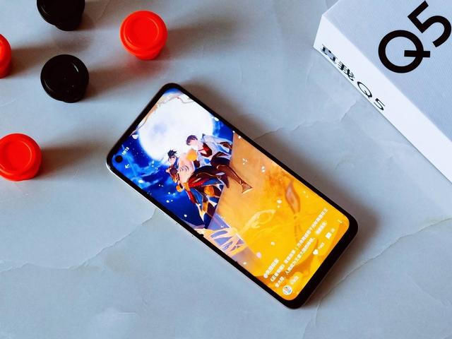 realme真我q6pro：5000mah大电池+骁龙870