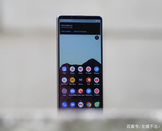 索尼xperia1iii已降价2400元，为什么还有人买？