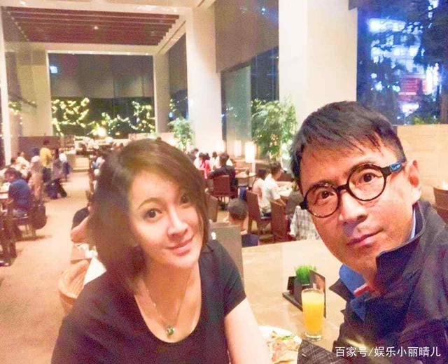 小虎队成员“林利”放闪结婚3周年，妻子发文离婚：至少让你自由