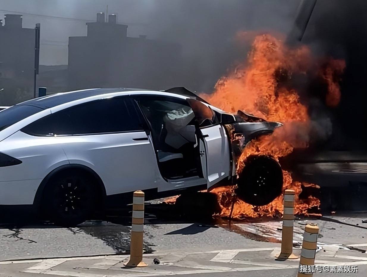 台媒透露林志颖车祸事情已分成三个细节，第一个细节就是医院核心