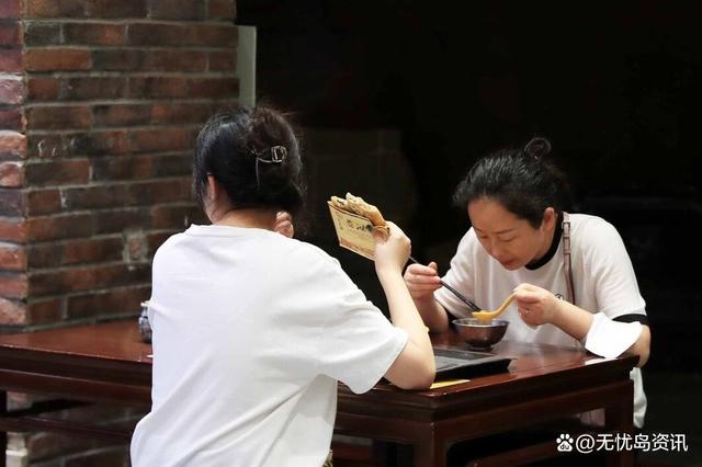 上海街头恢复堂食，必须遵守以下规定