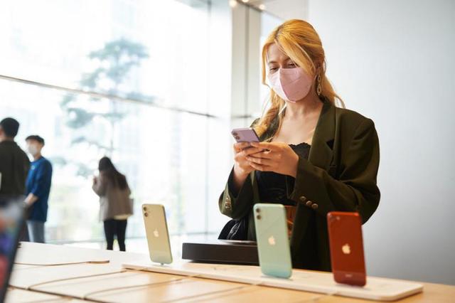 苹果宣布提高日本手机售价，引发全球网友吐槽：玩不起