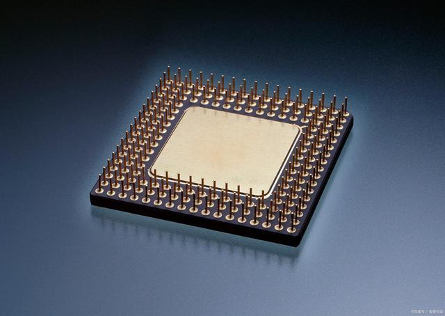 高通首款pc端处理器，对英特尔与amd会产生什么影响？