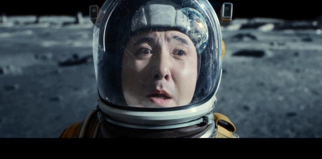 《独行月球》首日票房破3亿，沈腾马丽合体，科幻喜剧片“炸”了