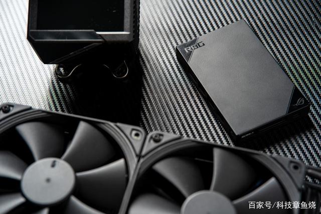 rog“龙神”二代360mm水冷散热器测试对象