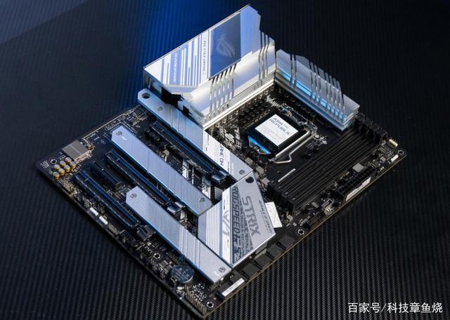 rog-strixz590吹雪主板发布