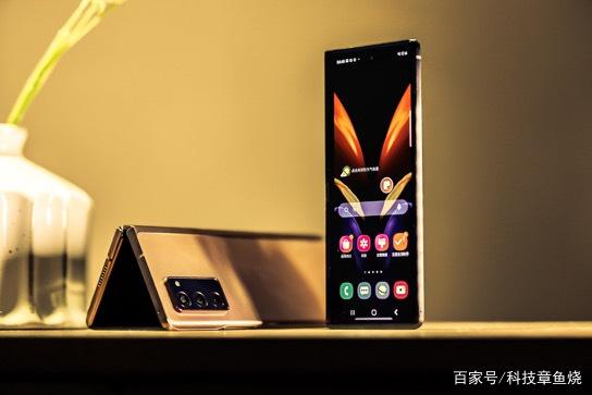 三星galaxyzfold25g手机怎么样？