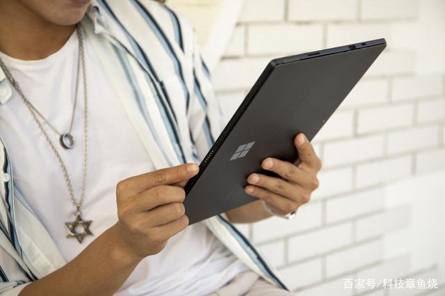 随时随地的创造力，surfacepro7与你同在