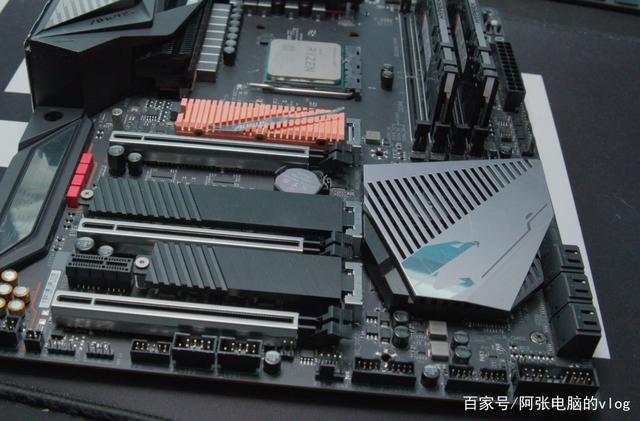 技嘉aorusx570master：性能和bios