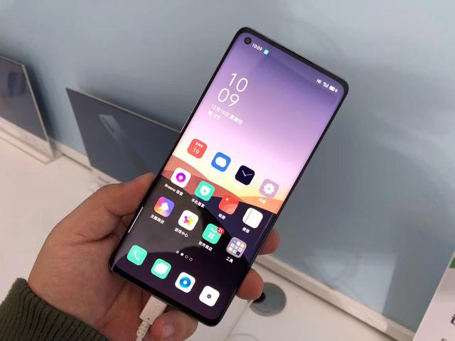 opporeno3pro的竞争力如何？