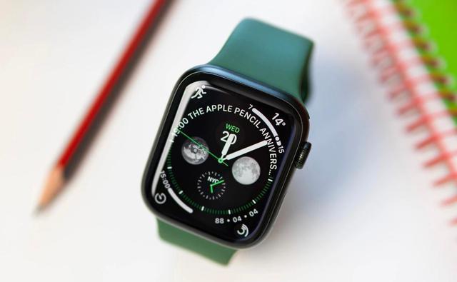 苹果设计了一款采用扁平表圈的Apple Watch