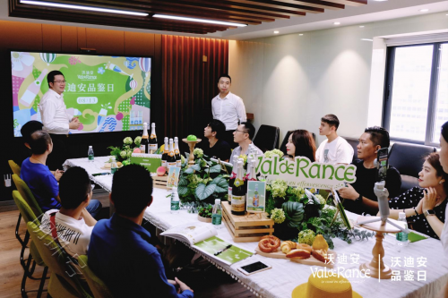 ? 沃迪安“万瓶大畅饮”燃动广佛，让身边的快乐“出圈”
