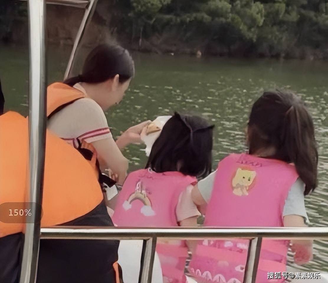 方媛带全家划船庆端午，女儿给郭富城拍照，小公主扎麻花辫子出镜