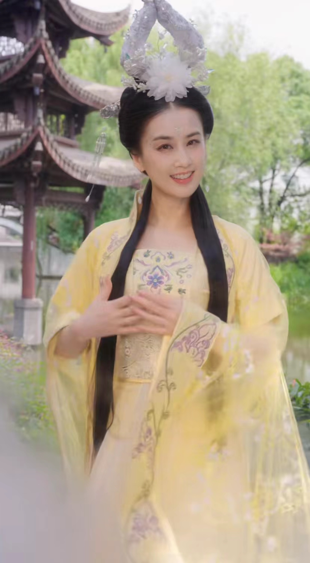 黄圣依杨子重现《天仙配》，时隔15年再扮七仙女董永，引回忆杀