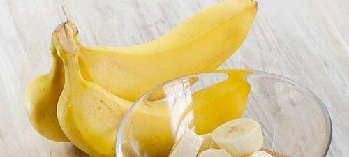 香蕉加一物一起吃，每天吃一口，清除体内的肠毒，肚腩也没了！