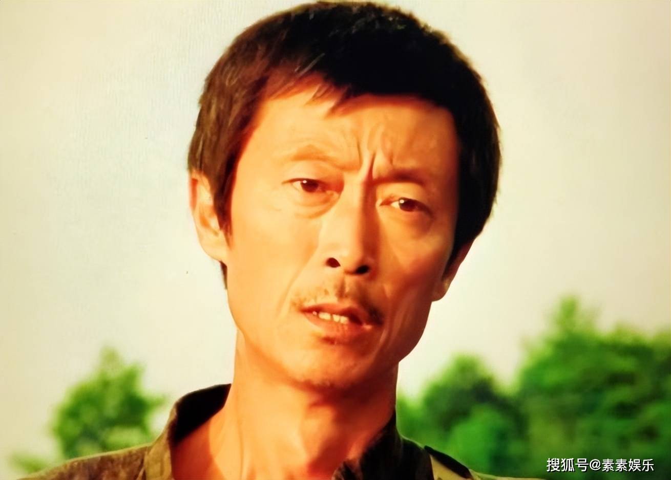 盛名演员滕汝骏逝世，享年77岁，和巩俐搭戏，陈好是他的门徒