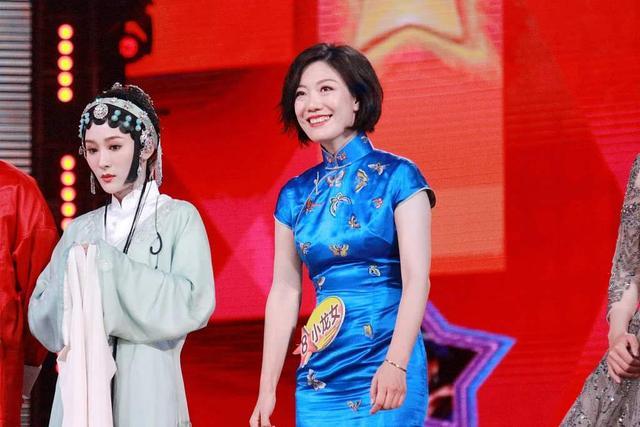 星光大道的冠军,曾登央视春晚,1年后却沦为街头卖唱