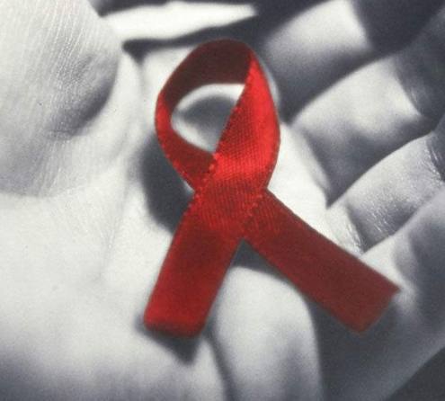 艾滋病病毒感染者和艾滋病病人有什么区别？