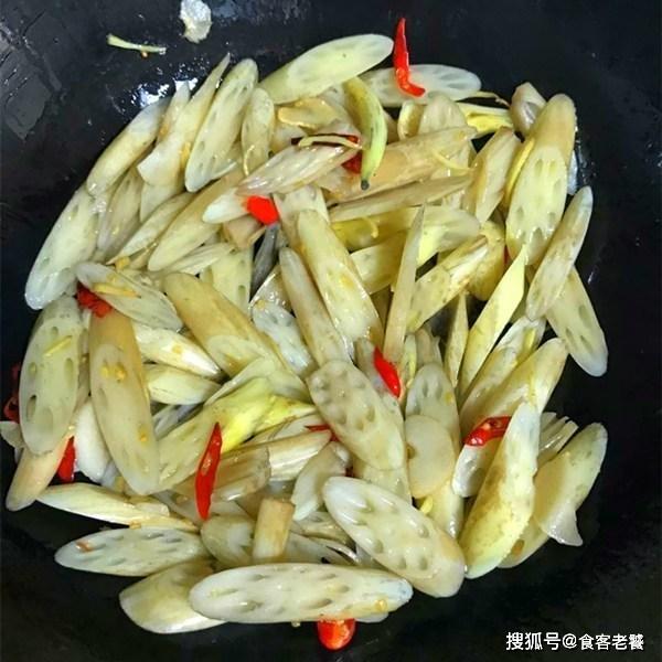 7月遇见这菜我从不手软，一买就是10斤，用它当晚餐，减肥不挨饿