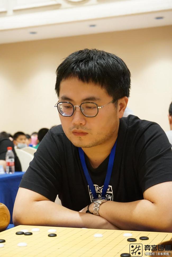 "围棋高考"渐入尾声 王文聪张延頔有望提前定段_东方体育