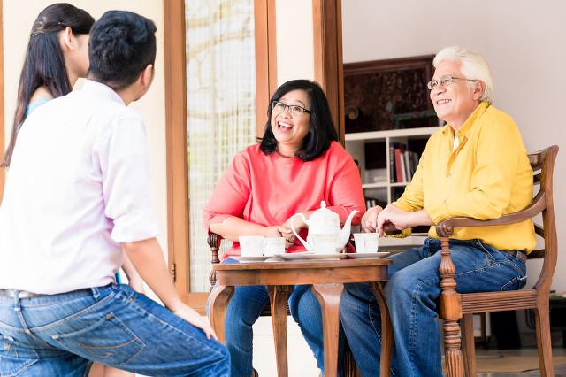 未婚妻第一次去准婆婆家，吃了一顿饭后，女方决定分手