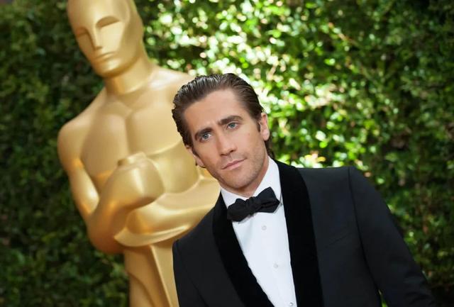 Jake Gyllenhaal 将代言PRADA新推出的香水