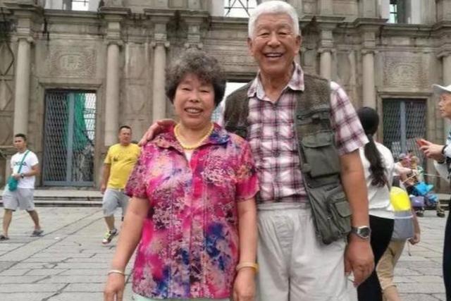 张洪杰：年轻时被妻子骗婚，晚年被子女啃老，如今75岁仍拼命拍戏