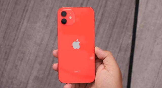 国产旗舰手机价格更便宜，为什么iPhone 12的销量越来越高？