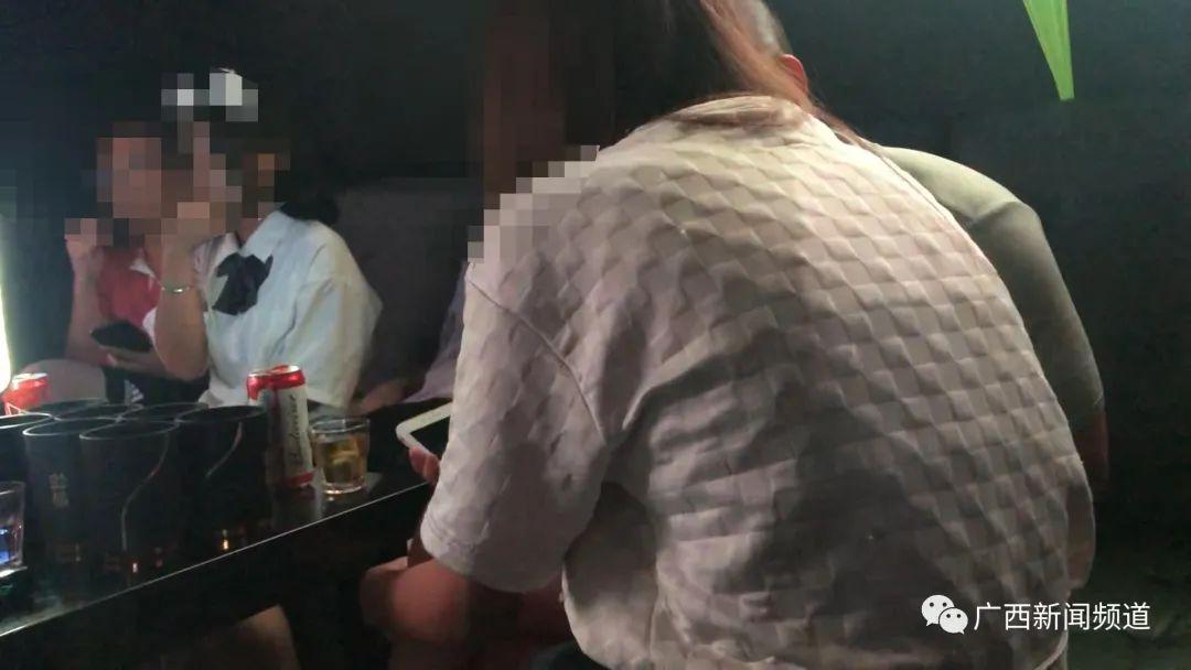 13岁女孩失联后竟在夜场当“气氛组”！南宁这家酒吧招揽未成年“陪酒”，还有......