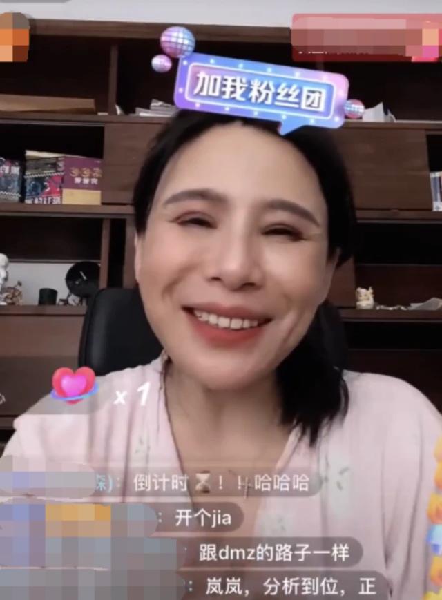 反转了？知名女作家晒转账记录力挺霍尊，内涵陈露拿霍尊当提款机