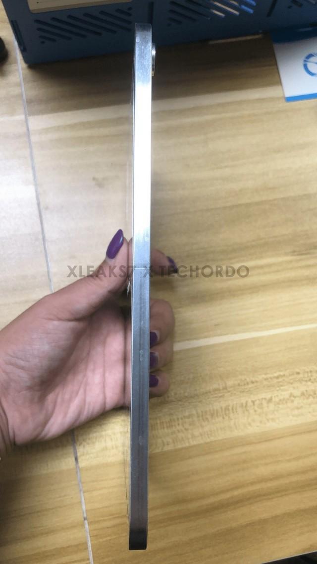 iPad mini 6铝制模型爆出：音量键位于顶部