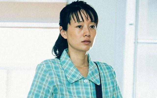 马伊琍：7岁小女儿节俭不攀比，穿1984年的毛衣用1994年的枕套