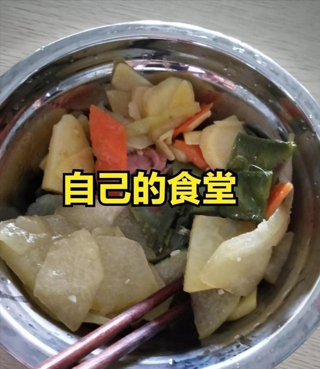 好吃的食堂都在体制内，再看看自己的食堂，网友：有对比就有伤害