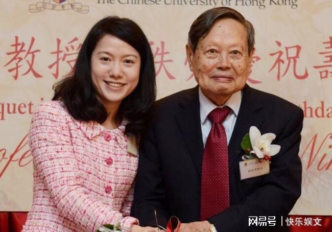 杨振宁100岁了！45岁娇妻透露私生活细节，自称是最幸运的女人